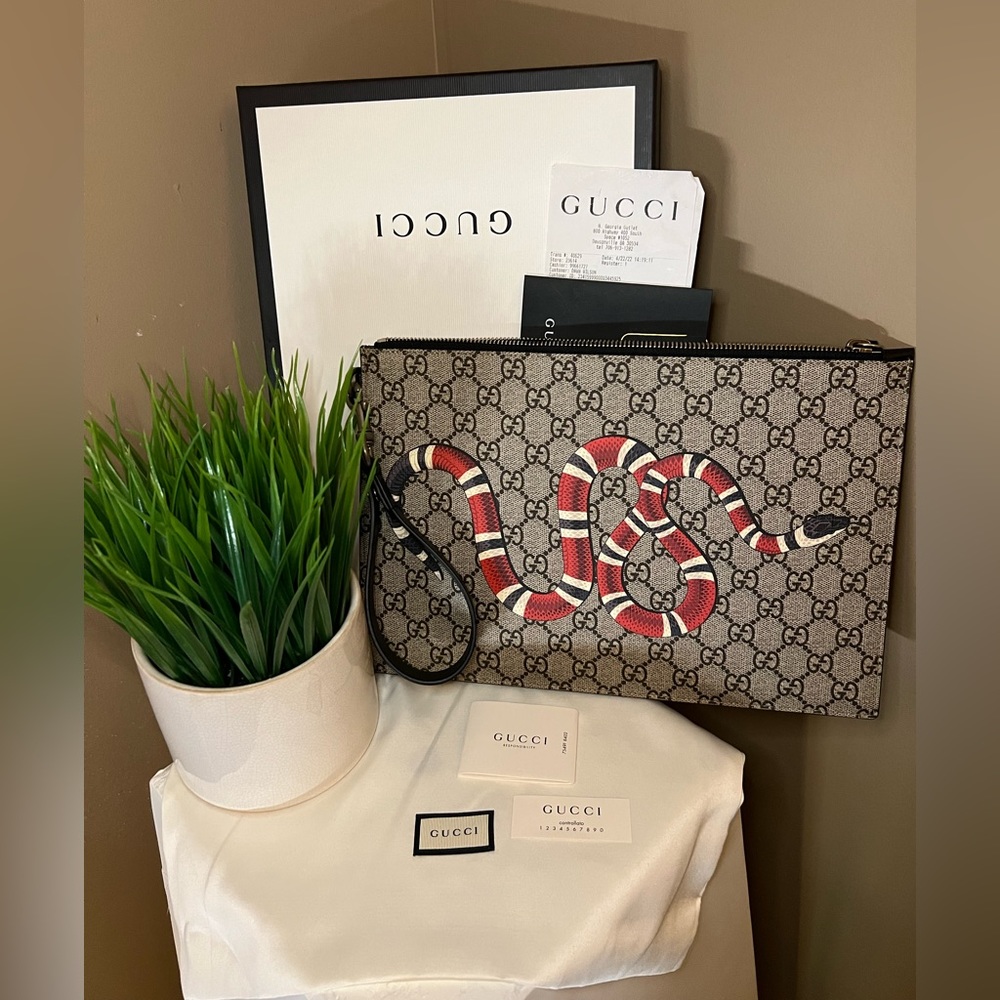 Gucci Snake Pouch GG Canvas